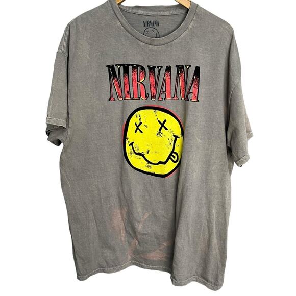 NIRVANA Smiley 90s Style Grunge‎ Shirt Unisex Size XLarg - Picture 1 of 7